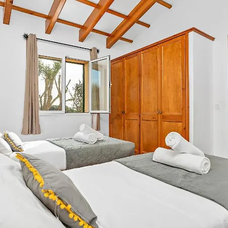Ferienhaus Mit Privatpool Fuer 6 Personen Ca 140 Qm In Cala'n Blanes, Menorca Westkueste Von Menorca Holiday home